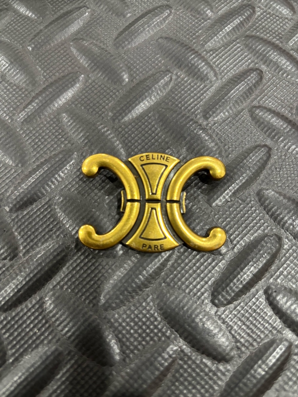 815. Antique Gold-Tone Double C Triomphe Brooch
